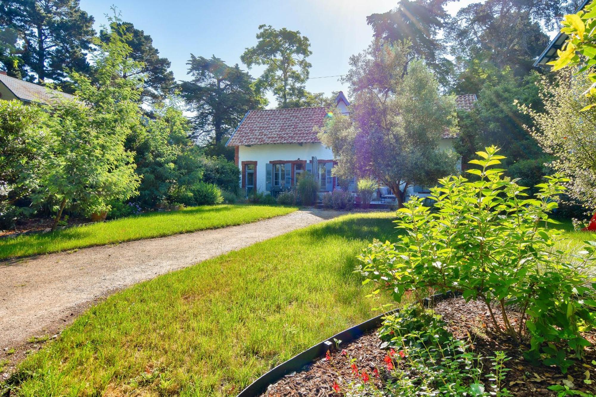 Villa Traditionnelle Pour 8 - 550M De La Plage Нуармутьє-ан-л'Іль Екстер'єр фото